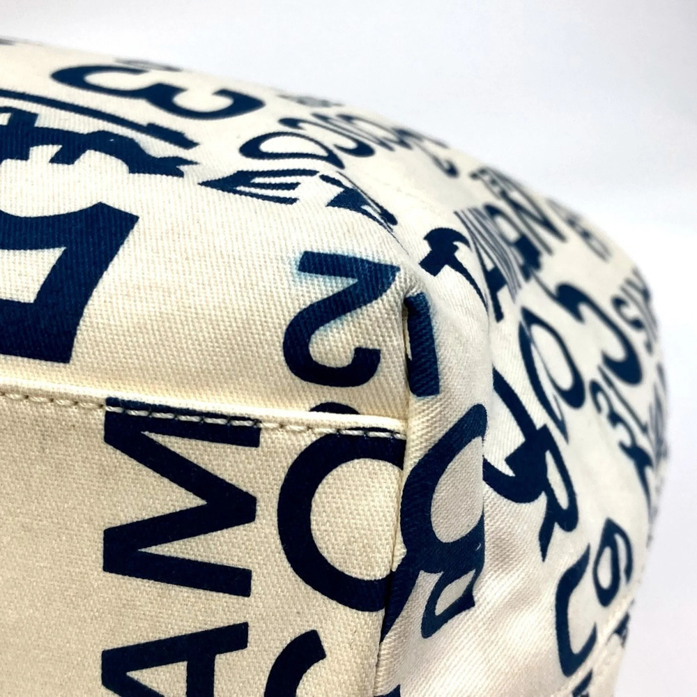 CHANEL White Canvas Logo Shoulder Bag - Picture 4 of 15